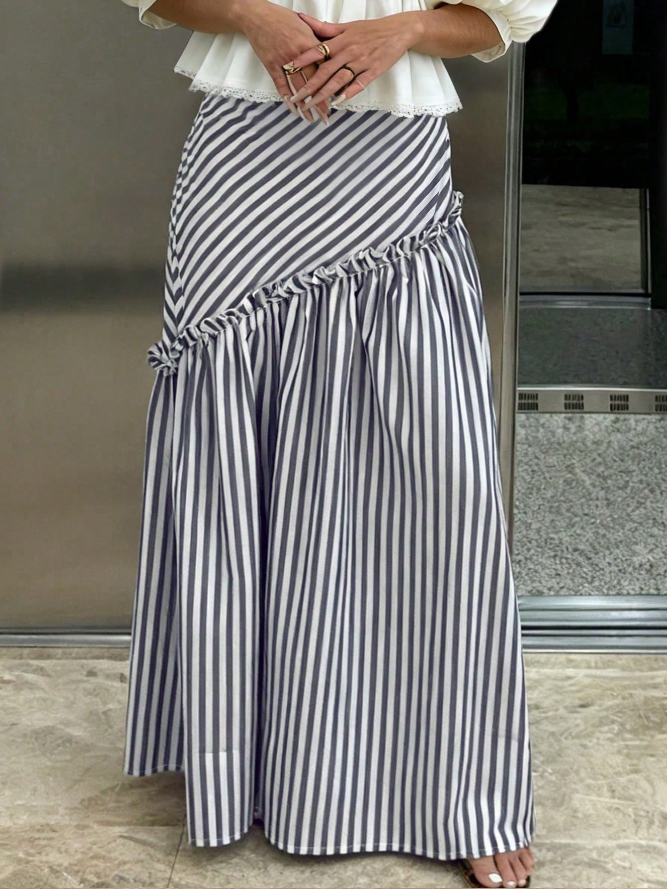 Striped ruffle hem skirt Striped ruffle hem skirt