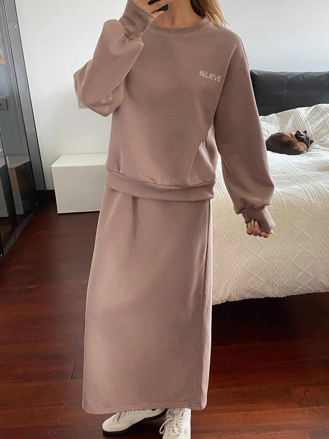 Sweatshirt and sweat skirt set