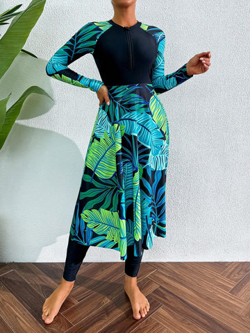 Three-piece, modest swim set