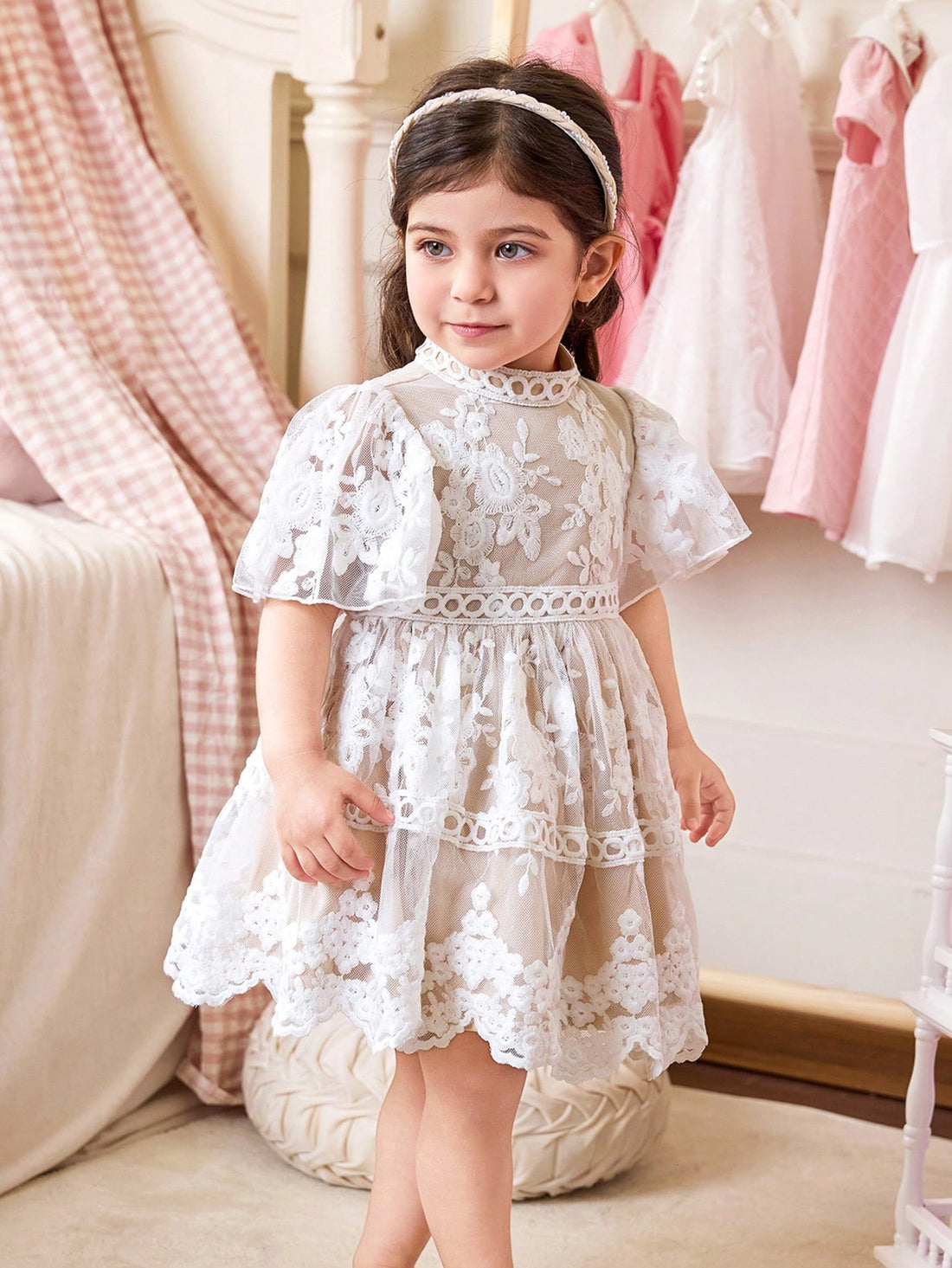 Toddler lace, short dress