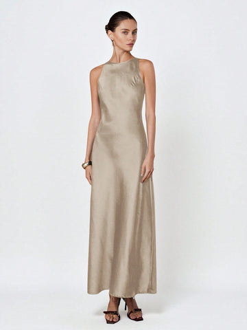 Cream sleeveless satin dress