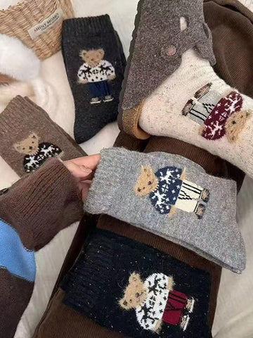 5 pairs women’s bear socks