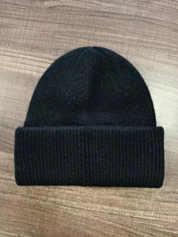 Black thick cuffed beanie