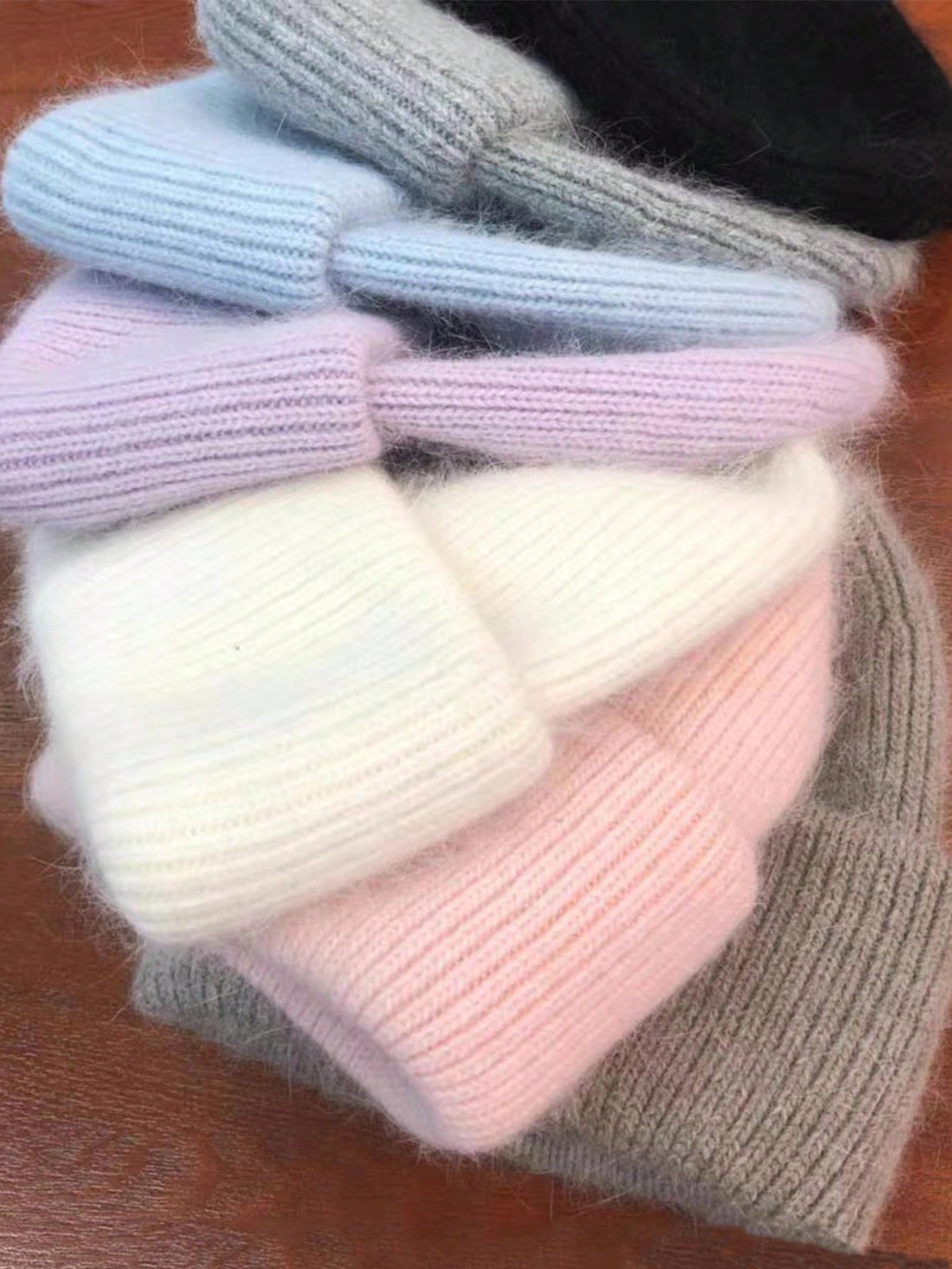Black thick cuffed beanie