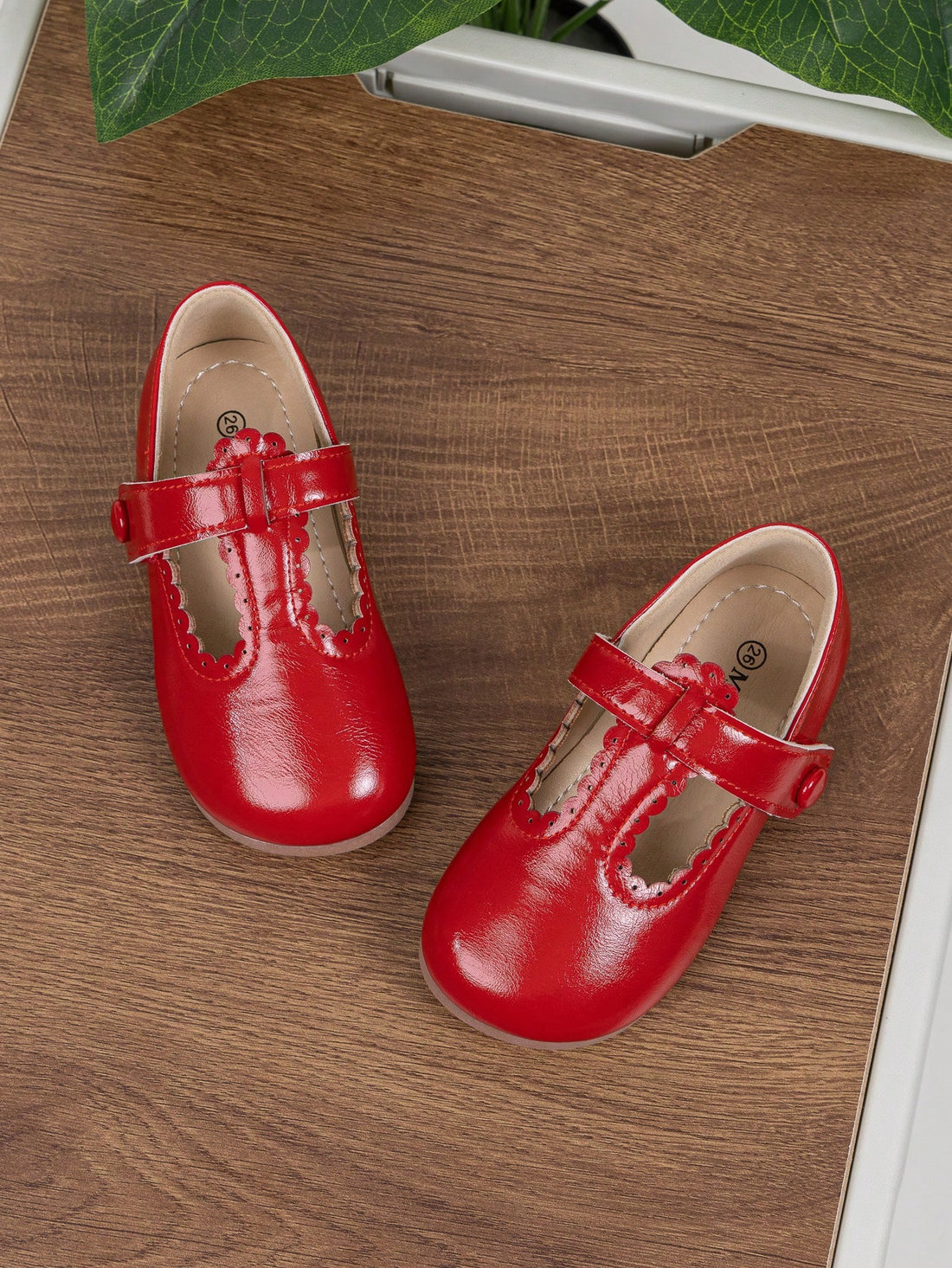 Girls red Mary Jane shoes