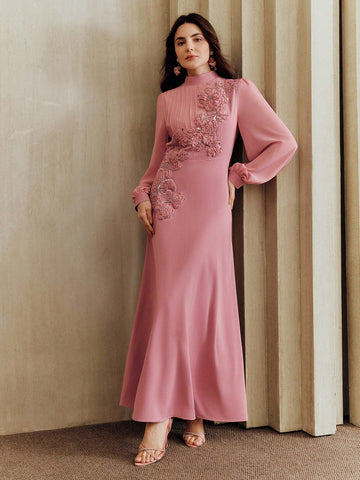 Elegant pink chiffon dress